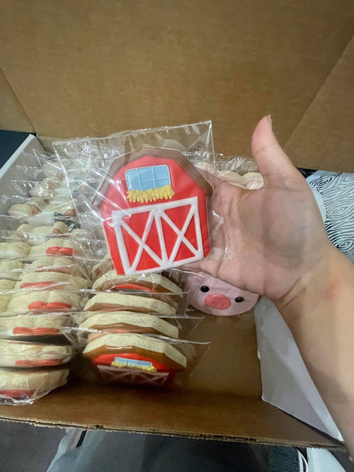 Barn Cookie Cutter